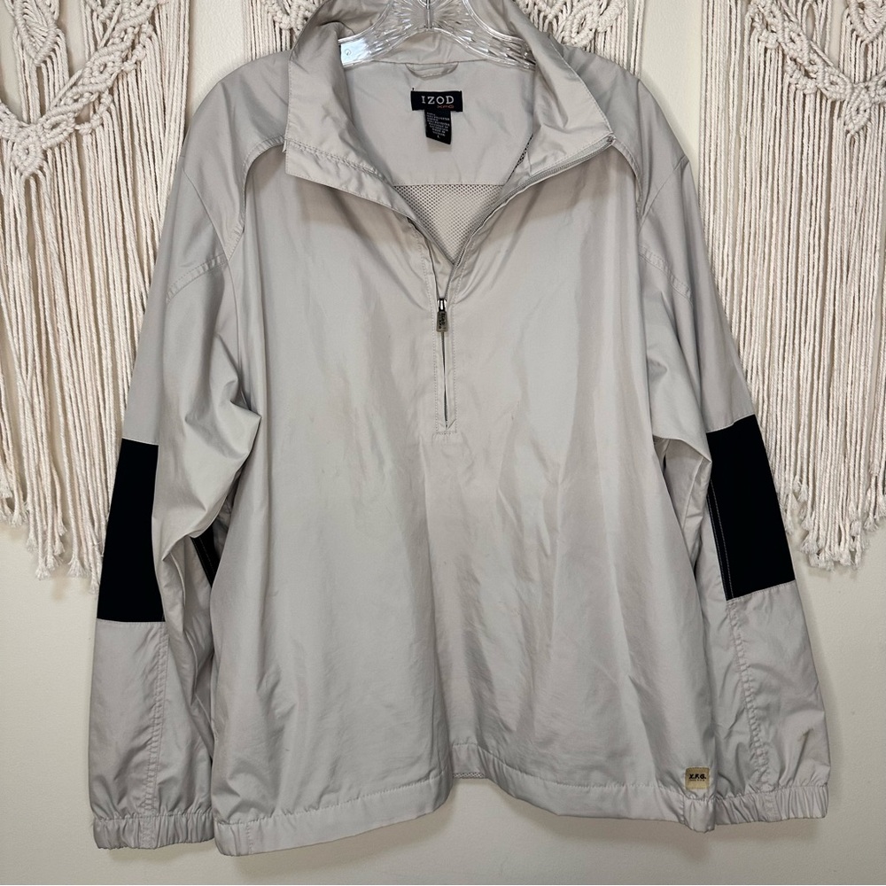 Izod Men's Light Gray Windbreaker with Black Accents